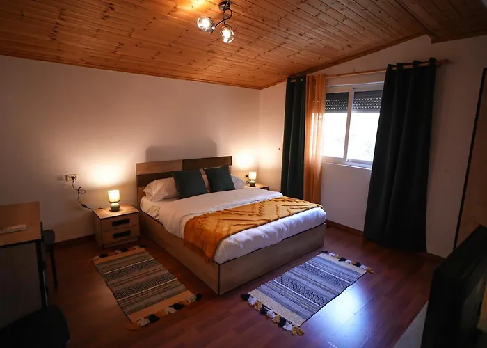 Appartement Near Center 4 *