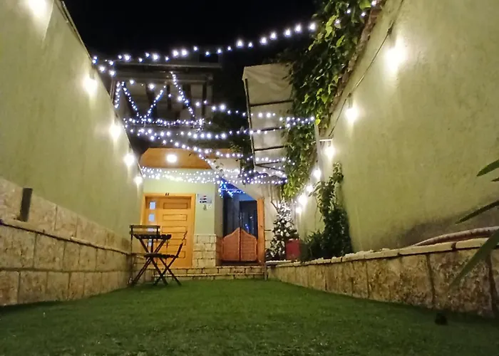 Apartment Near Center 4 *